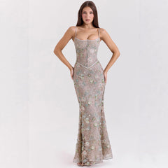 Women's Style Elegant And Chic Low Neck Sleeveless Sexy Backless Lace Up Dress